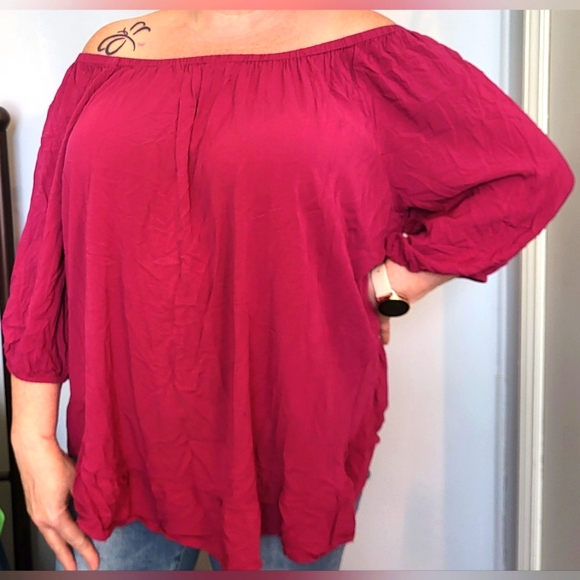 d/C jeans off the shoulder ruffle bottom 3/4 sleeve pink top size 2X - Picture 7 of 7